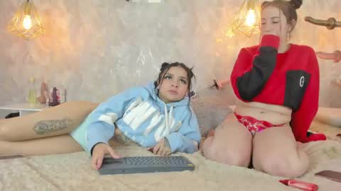 Snapshot of leigh_angels chatting on 27, 4, 2026 LEIGH ANGELS online show from 27, 4, 2026