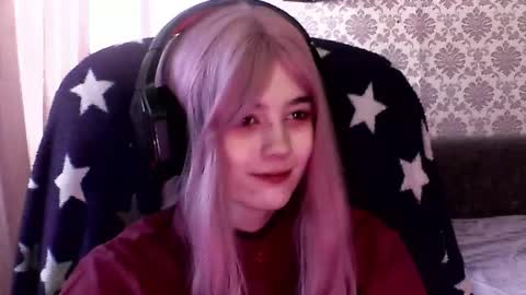 Snapshot of leigharedcross chatting on 8, 2, 2026 Viola online show from 8, 2, 2026