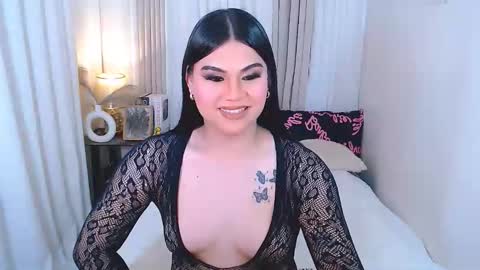 Snapshot of leighcortesi chatting on 21, 10, 2025 Cailey online show from 21, 10, 2025