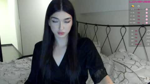 Snapshot of leila_4ever chatting on 27, 12, 2024 Leila online show from 27, 12, 2024