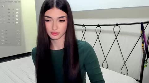 Snapshot of leila_4ever chatting on 13, 2, 2025 Leila online show from 13, 2, 2025