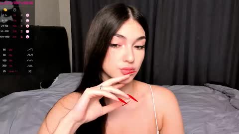 Leila online show from 15, 12, 2025