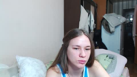 Snapshot of leila_bambi chatting on 10, 1, 2025 leila_bambi online show from 10, 1, 2025