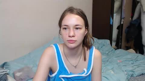 Snapshot of leila_bambi chatting on 18, 2, 2025 leila_bambi online show from 18, 2, 2025