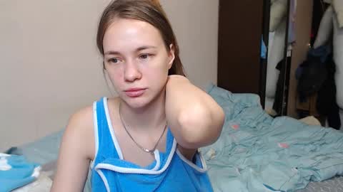 leila_bambi_ online show from 18, 2, 2025