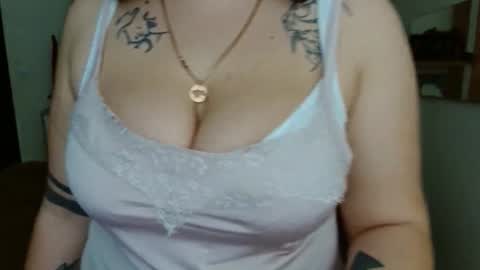 Snapshot of leila_beayte_ chatting on 16, 12, 2024 Leila online show from 16, 12, 2024