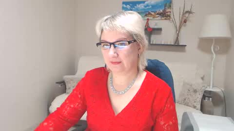 Snapshot of leilamays chatting on 4, 2, 2025 Leila Kinky online show from 4, 2, 2025