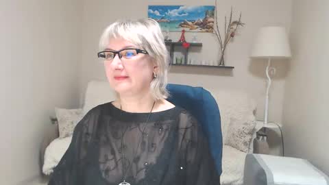 Snapshot of leilamays chatting on 10, 2, 2025 Leila Kinky online show from 10, 2, 2025