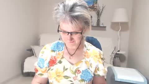 Leila Kinky online show from 21, 6, 2026