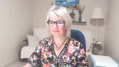 Leila Kinky online show from 25, 6, 2026