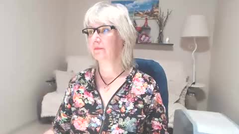 Leila Kinky online show from 25, 6, 2026