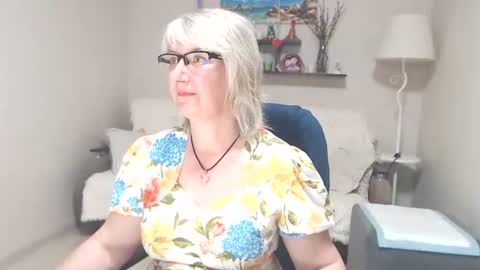 Leila Kinky online show from 27, 6, 2026