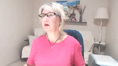 Leila Kinky online show from 28, 6, 2026