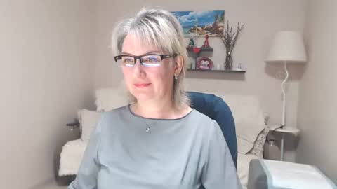 Leila Kinky online show from 5, 7, 2026