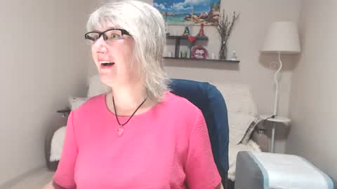 Leila Kinky online show from 9, 7, 2026
