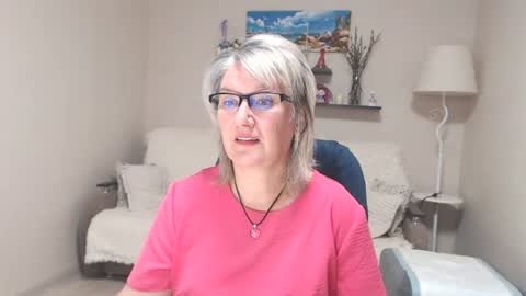 Leila Kinky online show from 12, 7, 2026