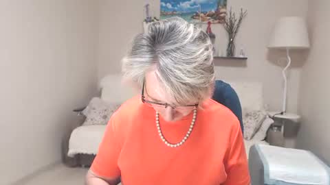 Leila Kinky online show from 24, 7, 2026