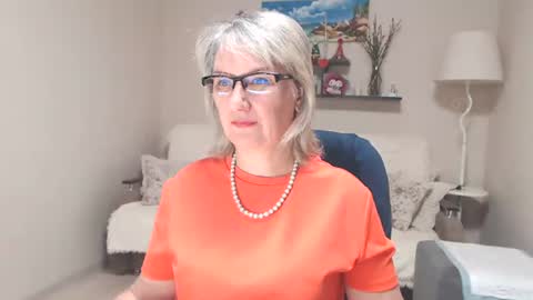 Leila Kinky online show from 26, 7, 2026