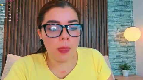 leilapons online show from 4, 3, 2026