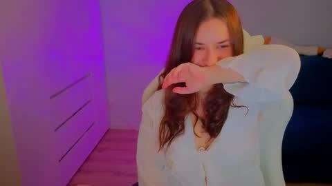 Lelia online show from 8, 10, 2025