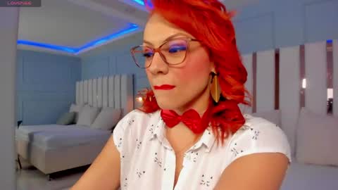 Snapshot of leloo_swift chatting on 18, 5, 2026 Leloo online show from 18, 5, 2026