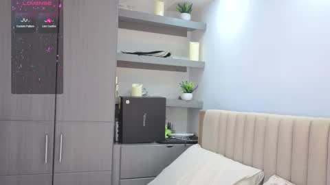 Snapshot of lena_slaave chatting on 10, 9, 2025 Lena online show from 10, 9, 2025