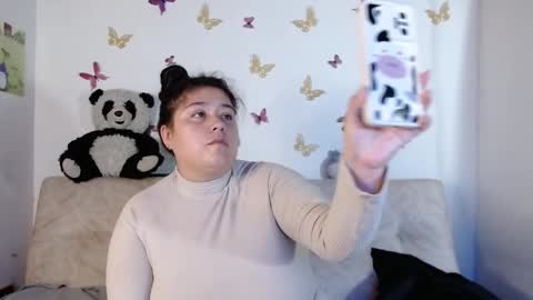 Snapshot of lena_turner_ chatting on 1, 2, 2026 Lena online show from 1, 2, 2026