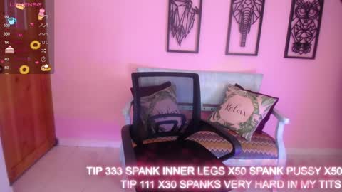 Snapshot of lena_w2 chatting on 3, 1, 2025 Lena LOOK MY AMAZON LIST ON MY BIO online show from 3, 1, 2025