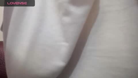 Snapshot of lenagolden chatting on 10, 11, 2025 lenagolden online show from 10, 11, 2025