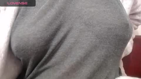 Snapshot of lenagolden chatting on 13, 11, 2025 lenagolden online show from 13, 11, 2025