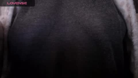 Snapshot of lenagolden chatting on 26, 11, 2025 lenagolden online show from 26, 11, 2025