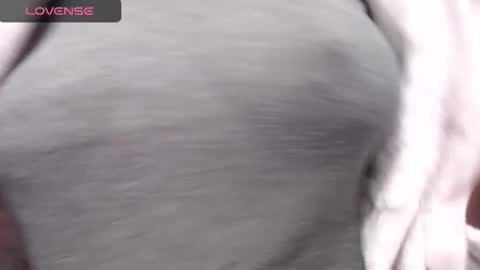 Snapshot of lenagolden chatting on 1, 12, 2025 lenagolden online show from 1, 12, 2025