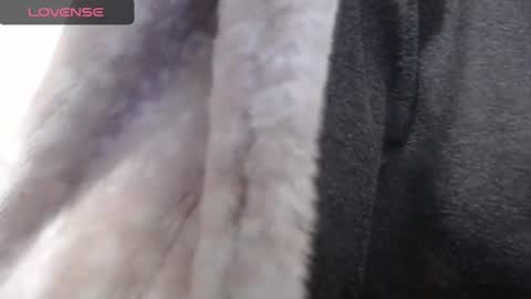 Snapshot of lenagolden chatting on 5, 12, 2025 lenagolden online show from 5, 12, 2025