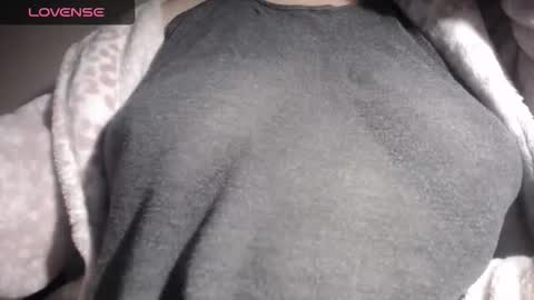 Snapshot of lenagolden chatting on 10, 1, 2026 lenagolden online show from 10, 1, 2026