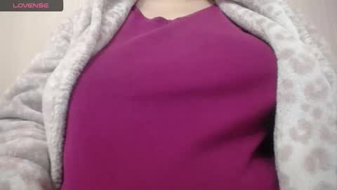 Snapshot of lenagolden chatting on 14, 1, 2026 lenagolden online show from 14, 1, 2026