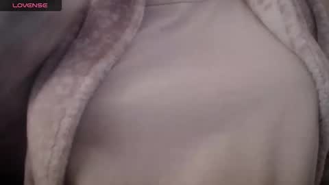 Snapshot of lenagolden chatting on 1, 2, 2026 lenagolden online show from 1, 2, 2026