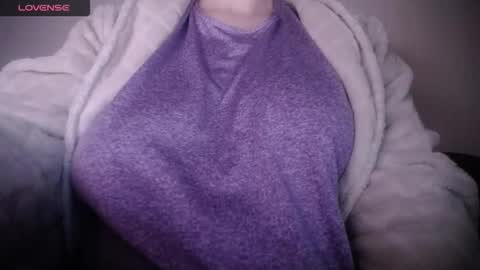 Snapshot of lenagolden chatting on 26, 2, 2026 lenagolden online show from 26, 2, 2026