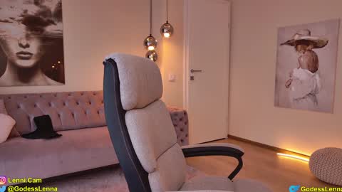 Lenna Goddess online show from 11, 2, 2026