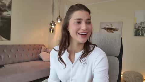 Snapshot of lenna_godess chatting on 25, 4, 2026 Lenna Goddess online show from 25, 4, 2026