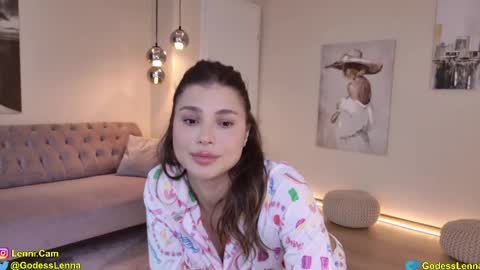 Snapshot of lenna_godess chatting on 22, 5, 2026 Lenna Goddess online show from 22, 5, 2026