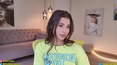 Snapshot of lenna_godess chatting on 1, 6, 2026 Lenna Goddess online show from 1, 6, 2026