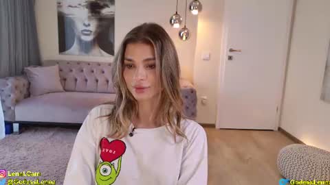 Snapshot of lenna_godess chatting on 1, 8, 2026 Lenna Goddess online show from 1, 8, 2026