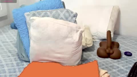 lenz335100 online show from 5, 2, 2025