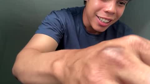 leo7_05 online show from 1, 10, 2025