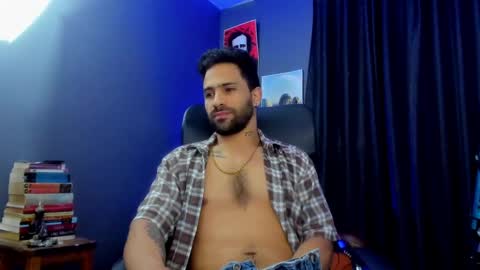 Leo  Diaz online show from 24, 1, 2025