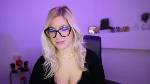 leokitty  online show from 23, 4, 2026