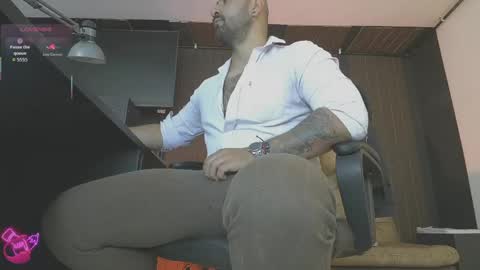 Snapshot of leon_1717 chatting on 16, 5, 2026 Leon online show from 16, 5, 2026