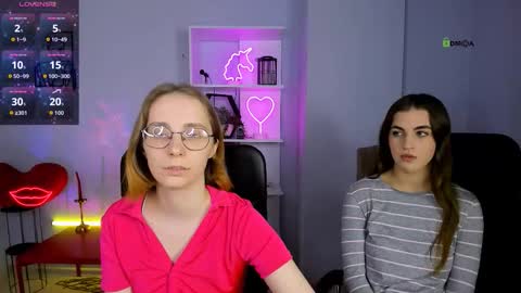 Snapshot of leona_light chatting on 16, 11, 2025 Leona online show from 16, 11, 2025