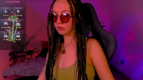 leona online show from 30, 12, 2024