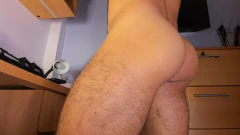 Snapshot of leonardo_sanguinnetti chatting on 24, 7, 2026 JOSEPH online show from 24, 7, 2026
